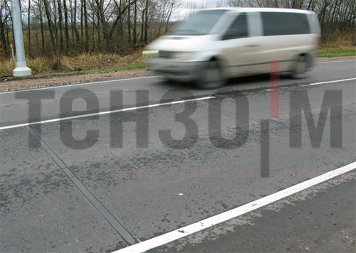 Фото 2 (a-б). Элементы системы СВК «СКОРОСТЬ» на дороге М-9 «Балтия»